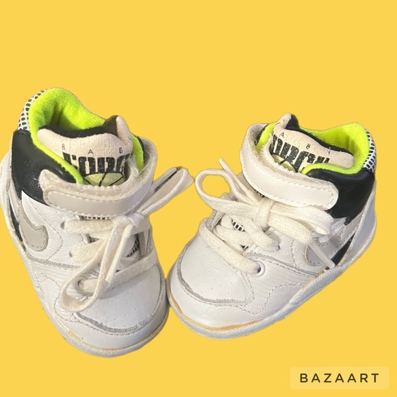 NIKE Vintage 1990 Force baby shoes size 2 - Picture 3 of 9